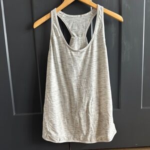 Lululemon Athletica Gray Sleeveless Relaxed Tank Top